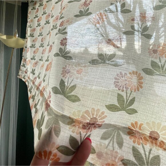 Vintage 70s sheer curtain, green, orange, and brown daisy flower, for one panel - Picture 4 of 10
